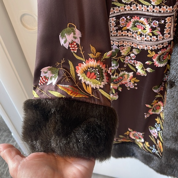 Sue Wong Vintage Embroidered Silk Duster Coat Faux Fur Floral Size 10. Neimans - Picture 3 of 8